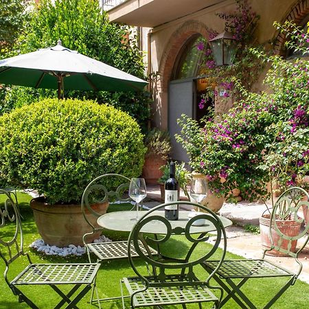 La Locanda Di Villa Toscana Биббона Экстерьер фото