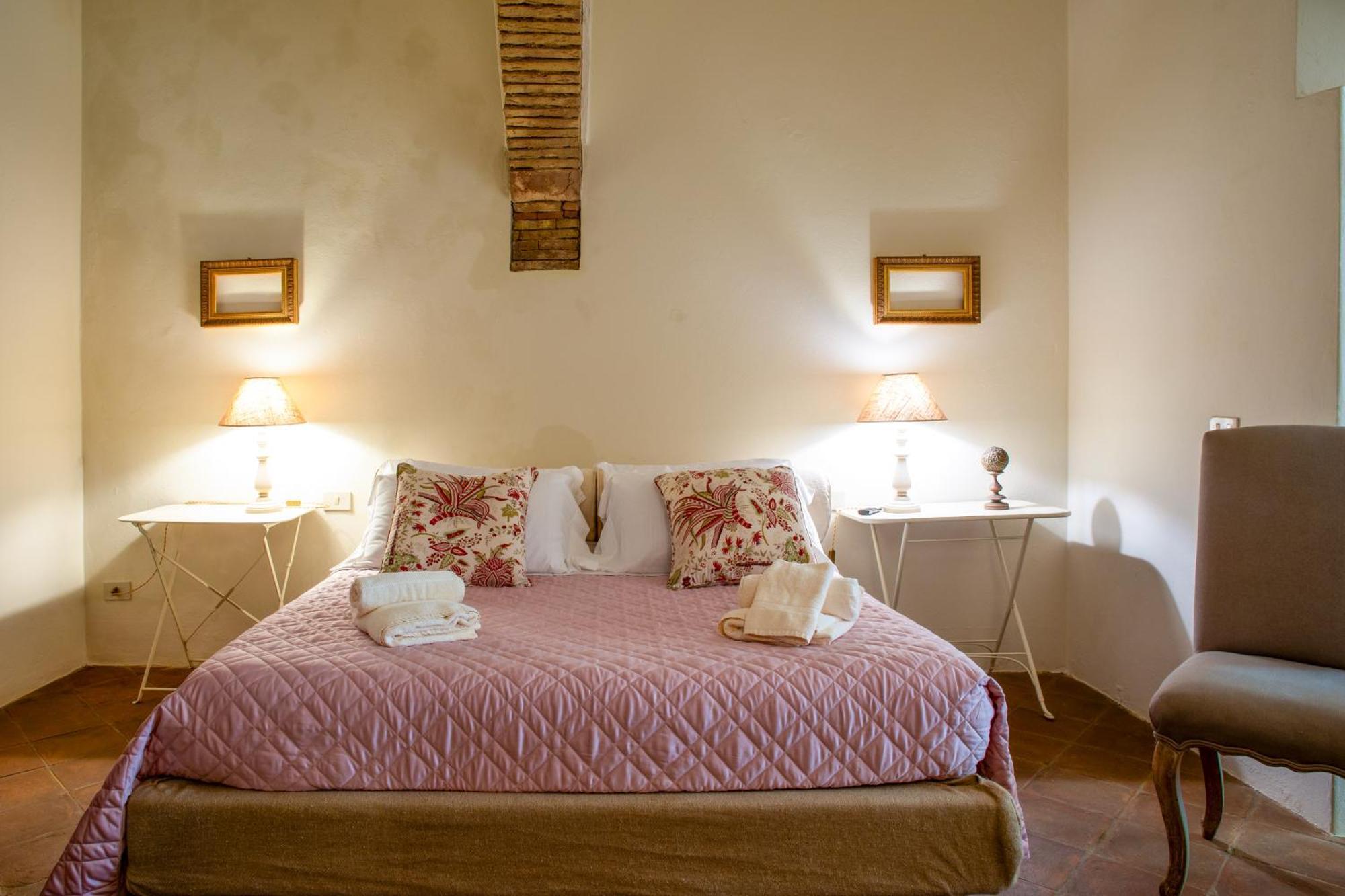 La Locanda Di Villa Toscana Биббона Экстерьер фото