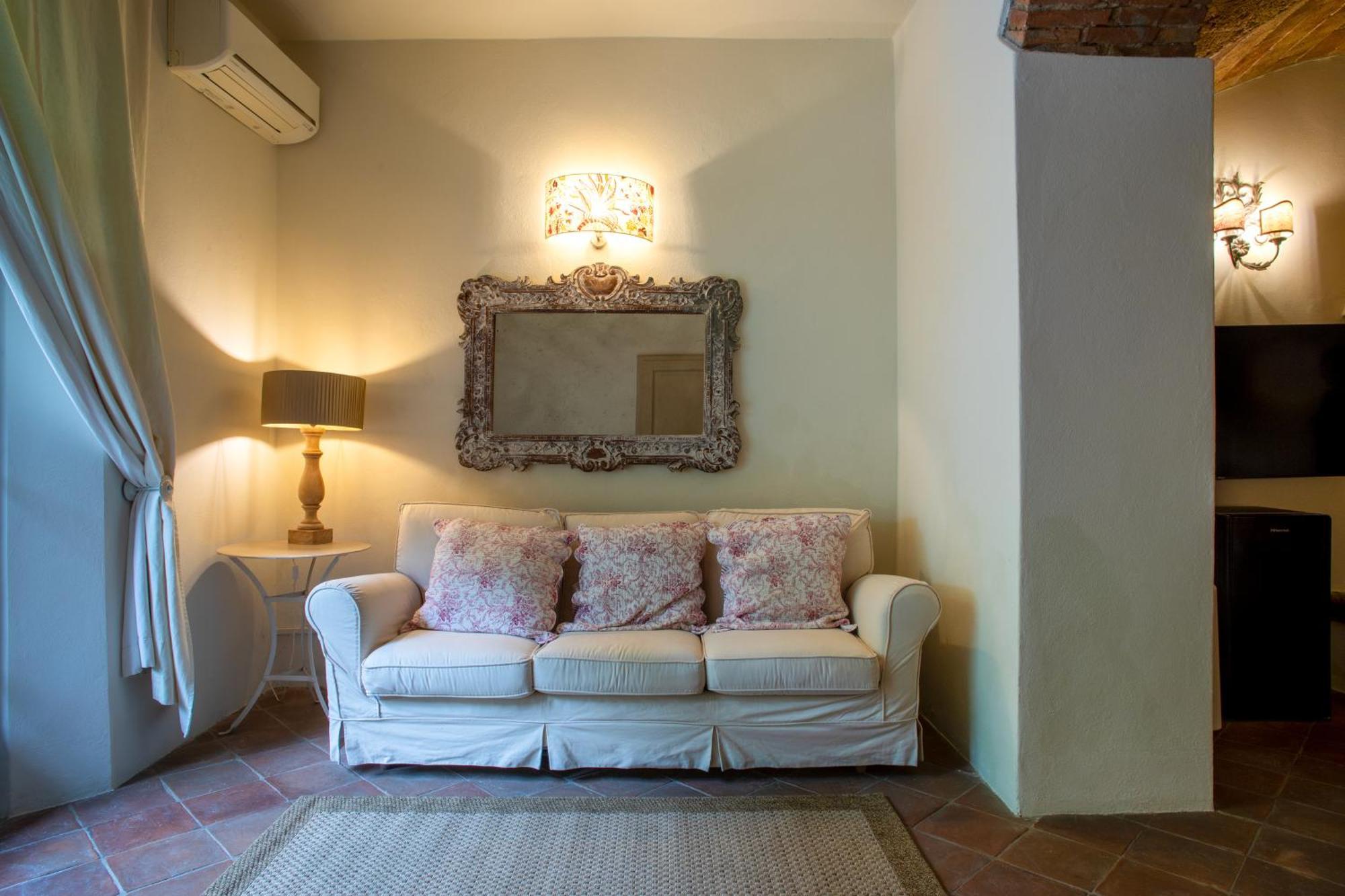 La Locanda Di Villa Toscana Биббона Экстерьер фото