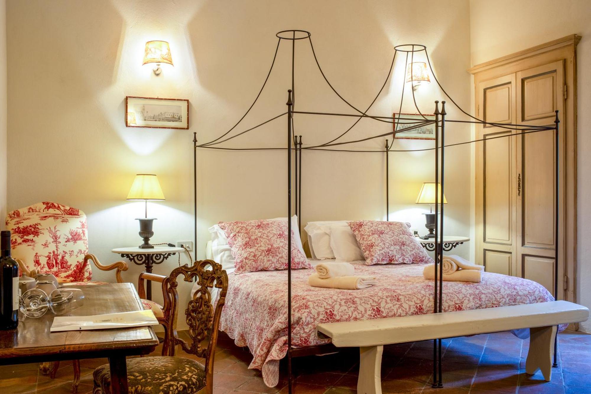 La Locanda Di Villa Toscana Биббона Экстерьер фото