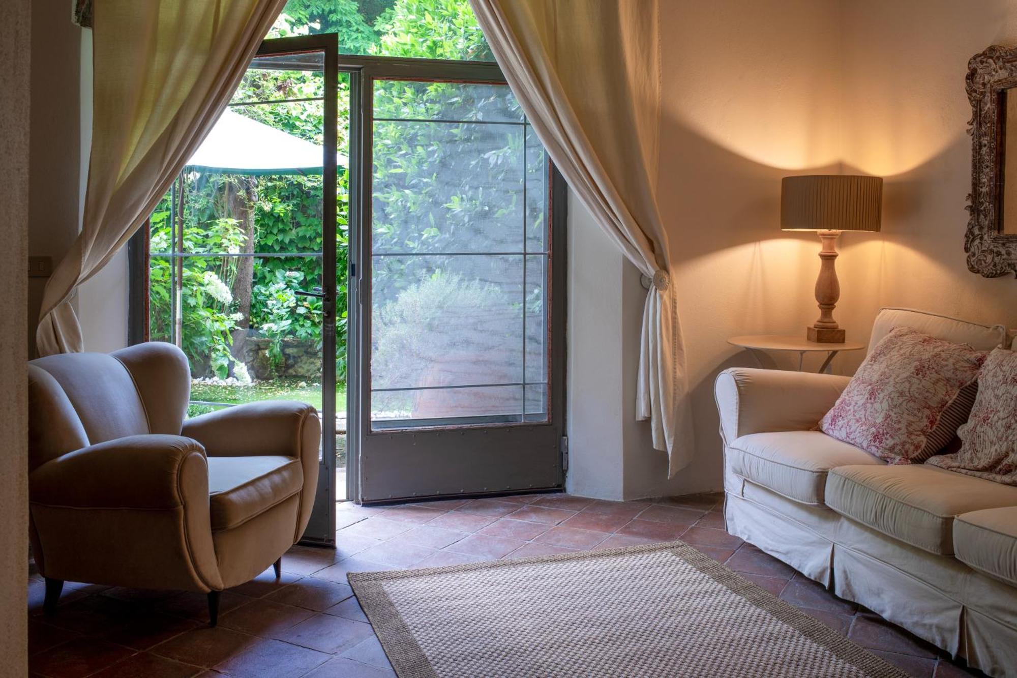 La Locanda Di Villa Toscana Биббона Экстерьер фото