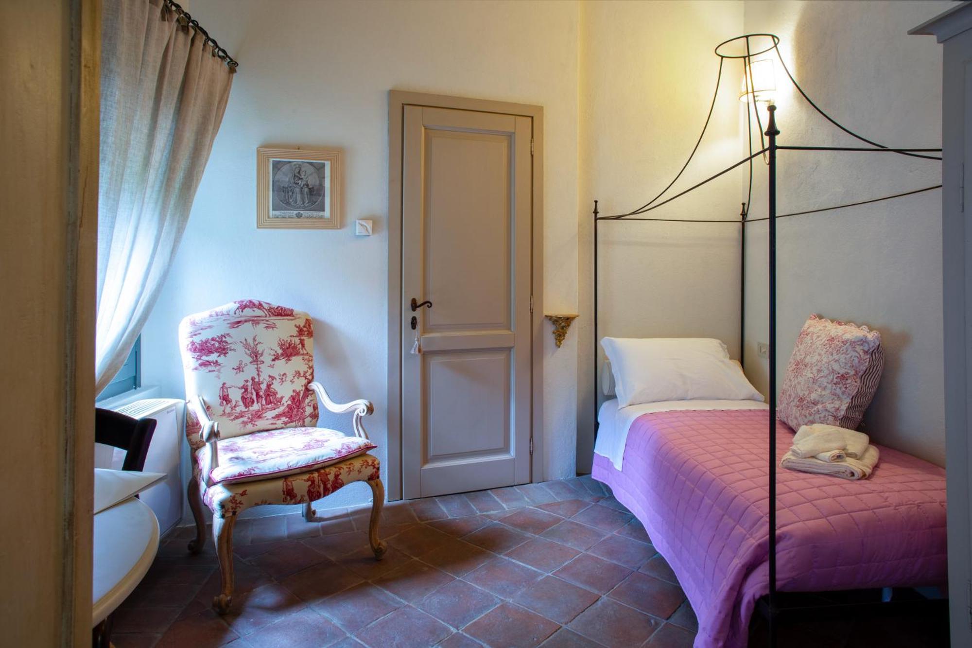 La Locanda Di Villa Toscana Биббона Экстерьер фото