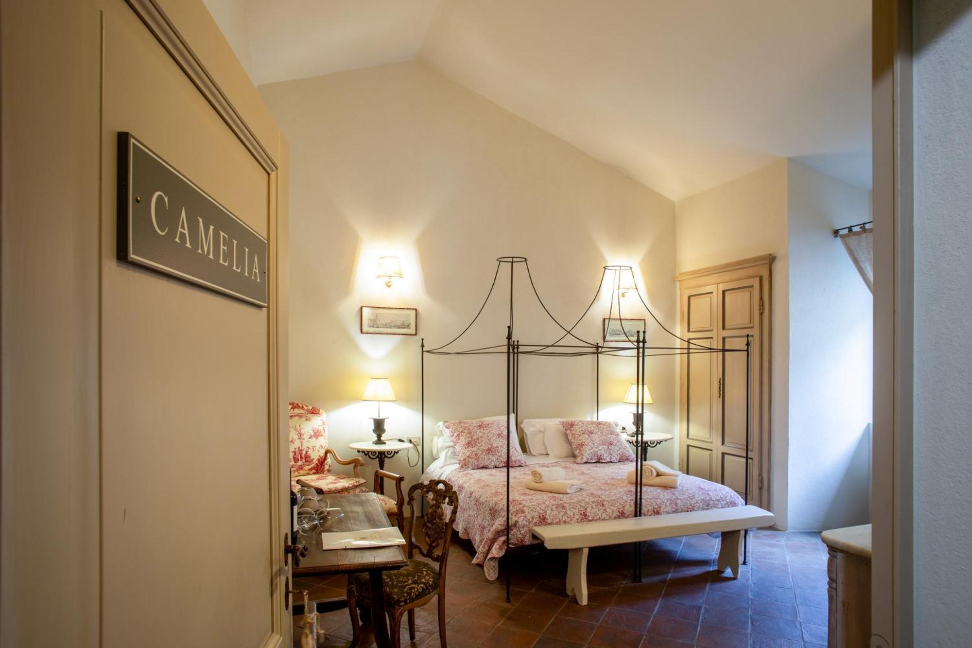 La Locanda Di Villa Toscana Биббона Экстерьер фото