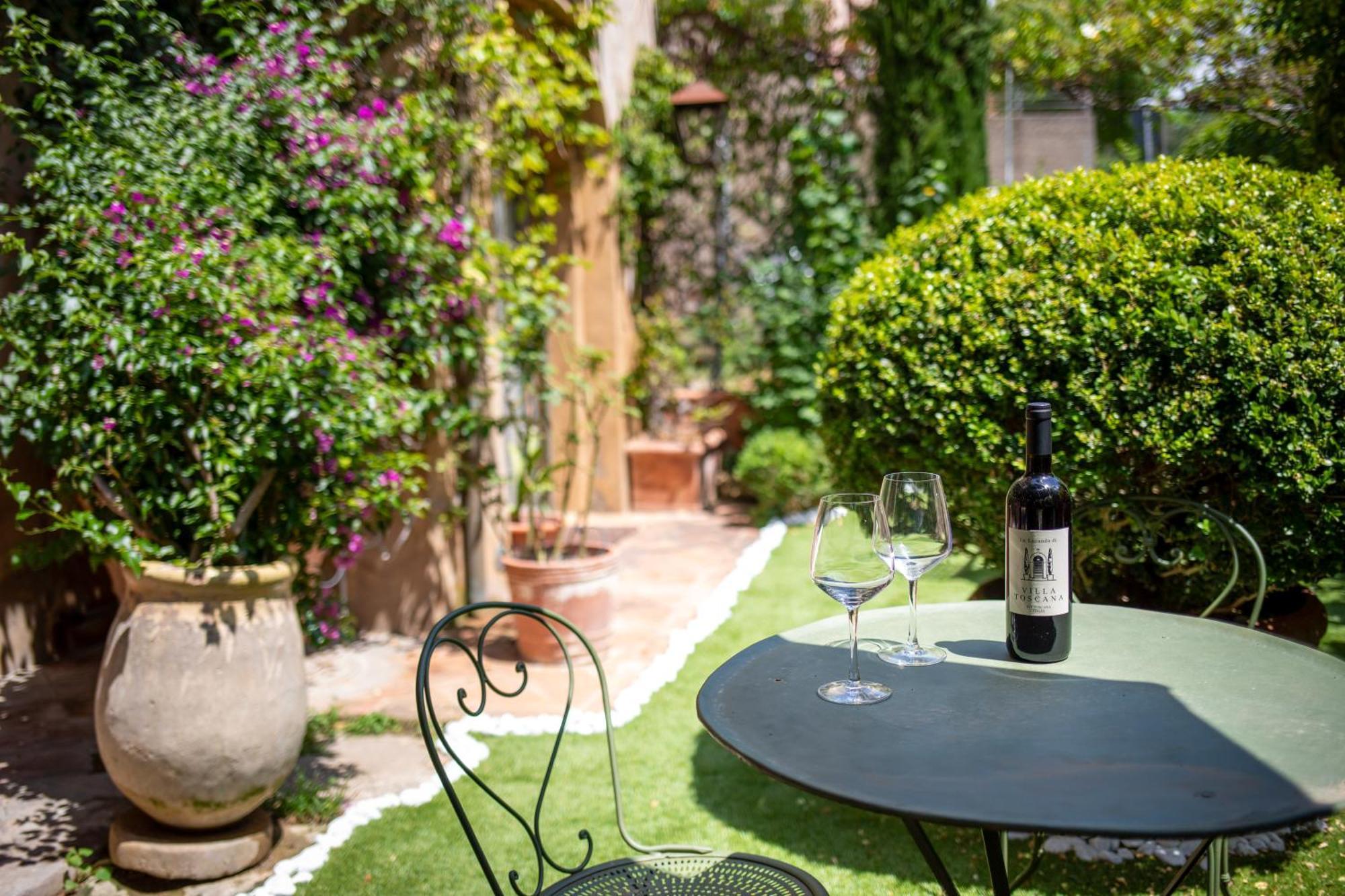 La Locanda Di Villa Toscana Биббона Экстерьер фото