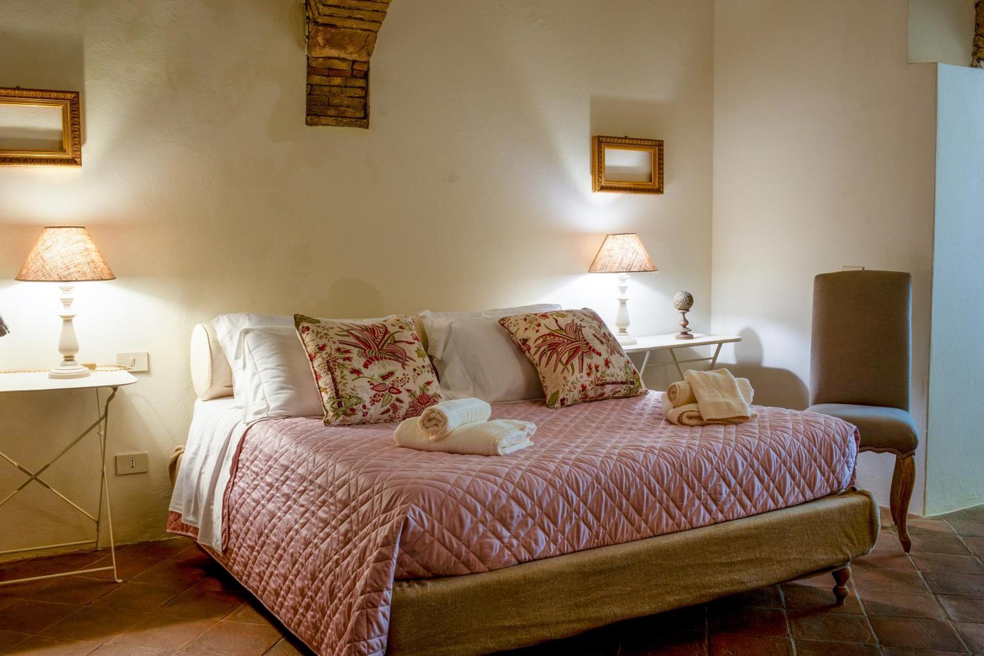 La Locanda Di Villa Toscana Биббона Экстерьер фото